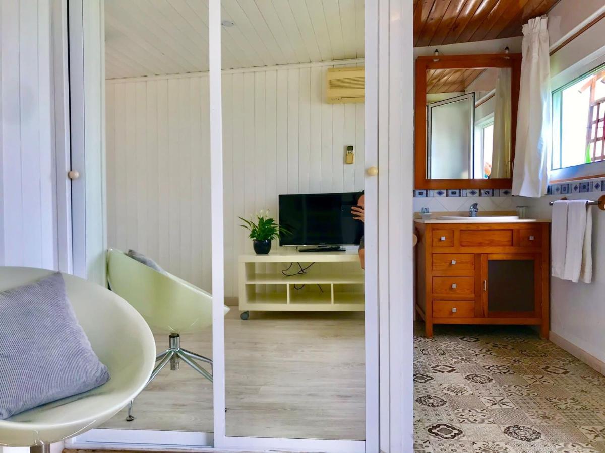 Hostal Guadalupe ตอร์เรโมลิโนส ภายนอก รูปภาพ
